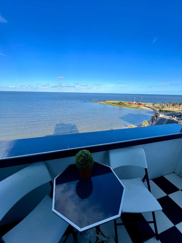 Rambla Bliss Suites - Pocitos Oceanfront - image 1