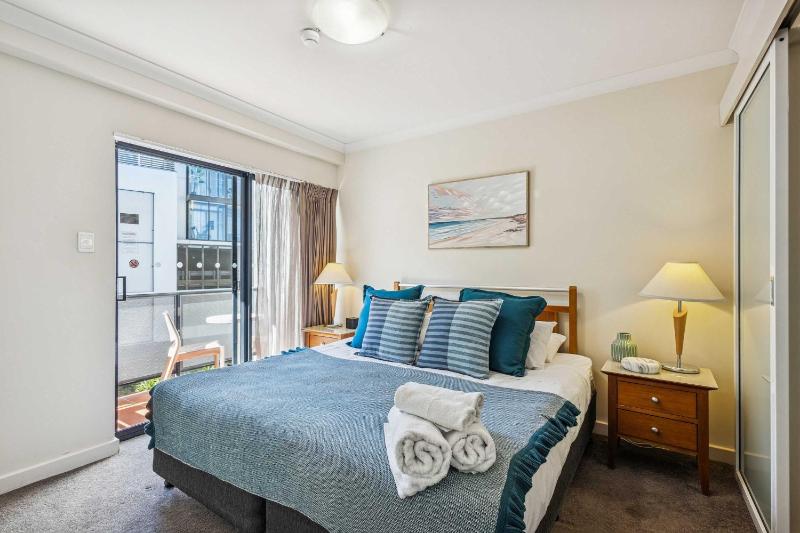 Simple City Accommodation Near CBD - image 1