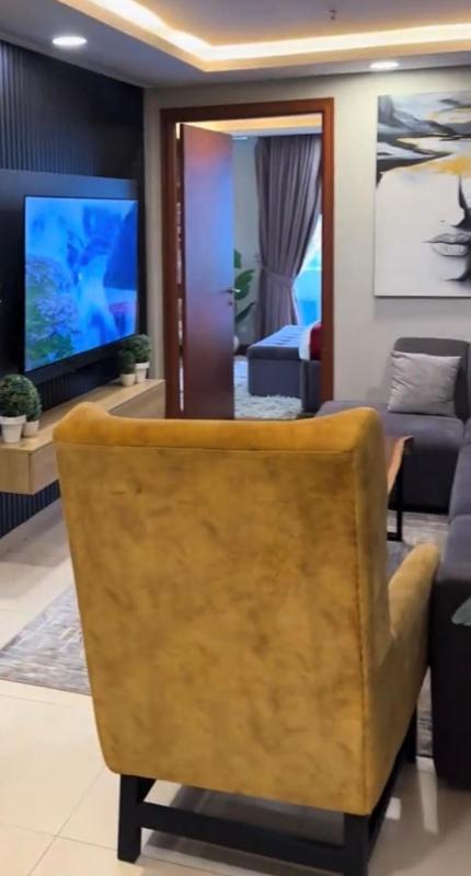 GoldCrest Mall Prestigious Suites with Balcony by SIGNATURE ONE in DHA Lahore - image 14