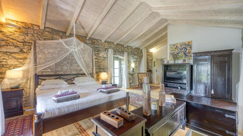 Vila Menta 1 - Indigenous Stone House by Villas Guide - image 3