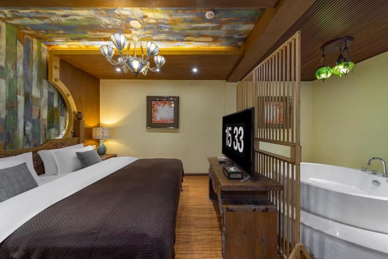 Lijiang Gone With Wind Hotel - image 23
