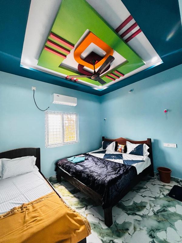 Hampi Little Home stay - image 4