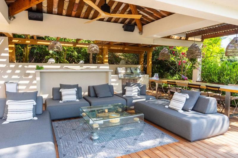 Myrtes - Villa 220m2 Piscine Cuisine Salon ext Sunset - image 15