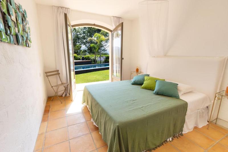 Myrtes - Villa 220m2 Piscine Cuisine Salon ext Sunset - image 16