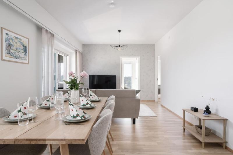 Modern apartment with Sauna and big balcony near Train Station - image 11