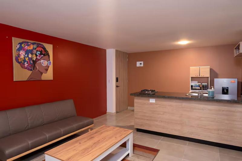 Leb'Den Executive Suites - image 18