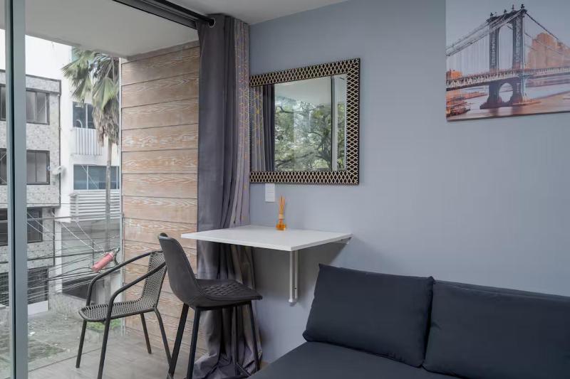 Leb'Den Executive Suites - image 23