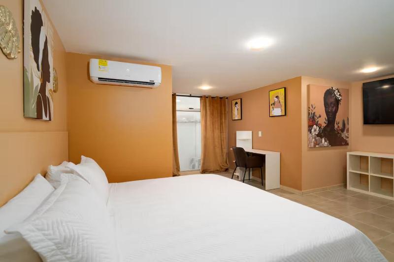 Leb'Den Executive Suites - image 21