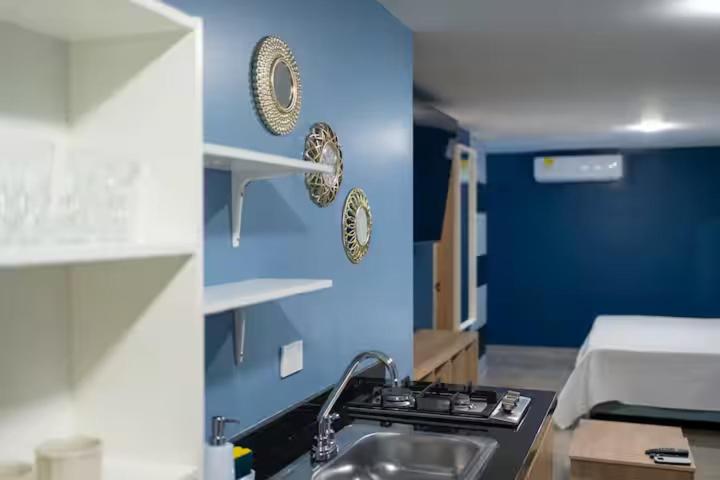 Leb'Den Executive Suites - image 7