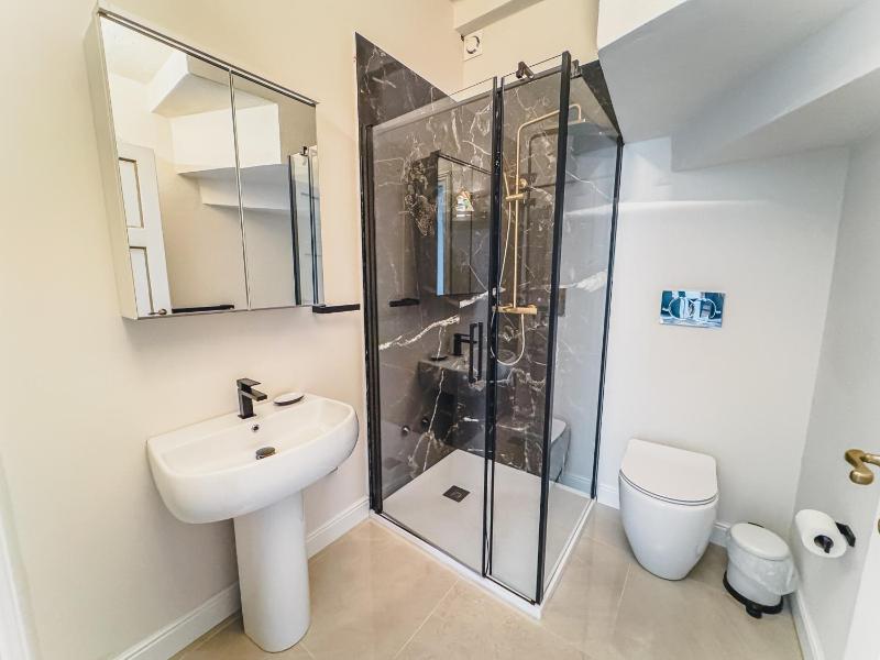 Luxury Apartment in Lucca - image 5