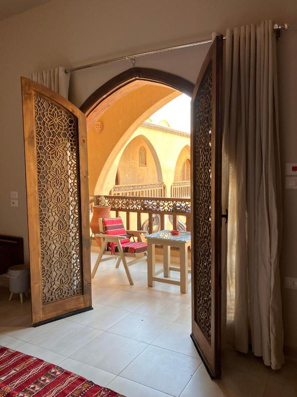 Sultana Palace - image 2