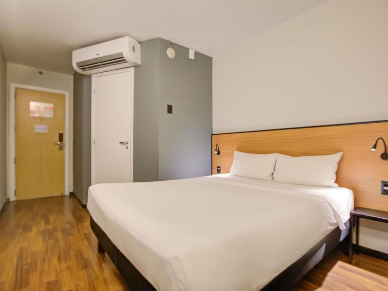 Ibis Rio de Janeiro Santos Dumont - image 13