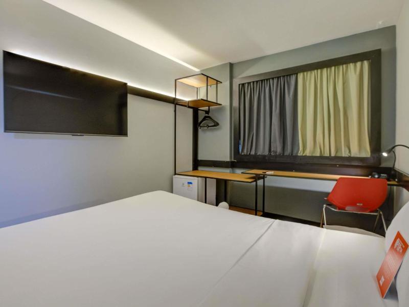 Ibis Rio de Janeiro Santos Dumont - image 2