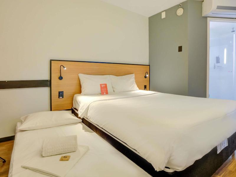 Ibis Rio de Janeiro Santos Dumont - image 12