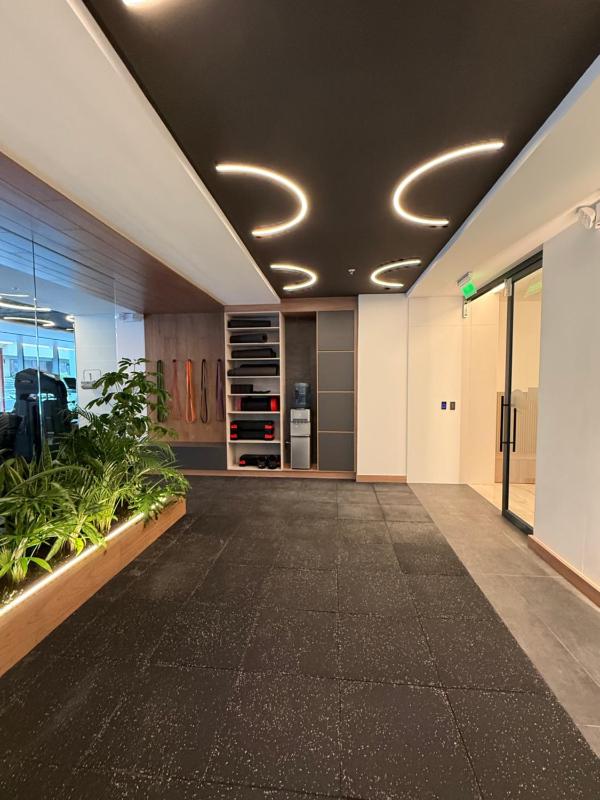 Estudio con parking y piscina en La Carolina - image 9