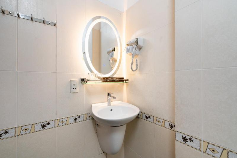Phuong Nam Hotel - image 27