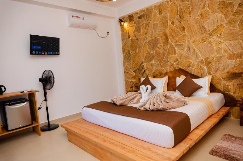 Velora Inn - image 11