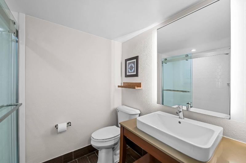 Country Inn & Suites by Radisson Virginia Beach (Oceanfront) - image 6