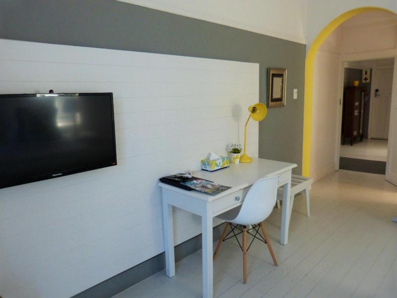 The Hampton Exclusive Guesthouse - image 15