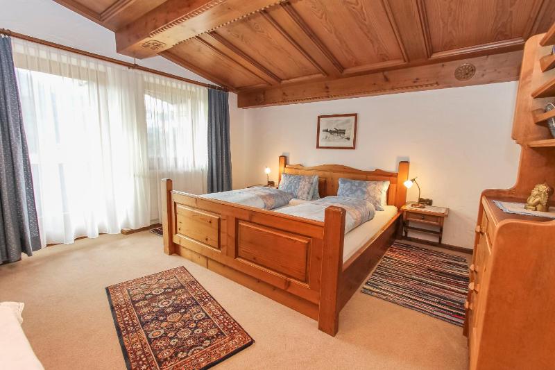 Double Room image 4
