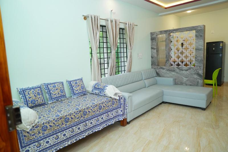 Atiyas Inn Service Apartment - image 2