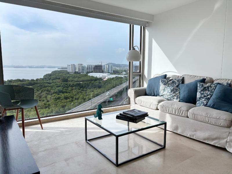 Beachfront Apartment at Radisson Hotel - image 16