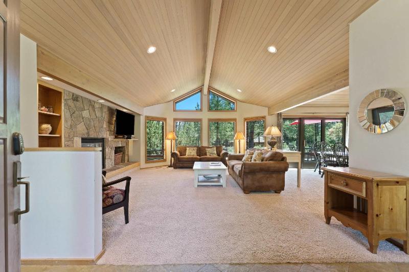 10 Tan Oak - image 27