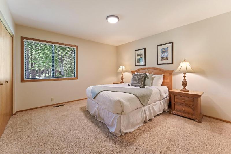 10 Tan Oak - image 10