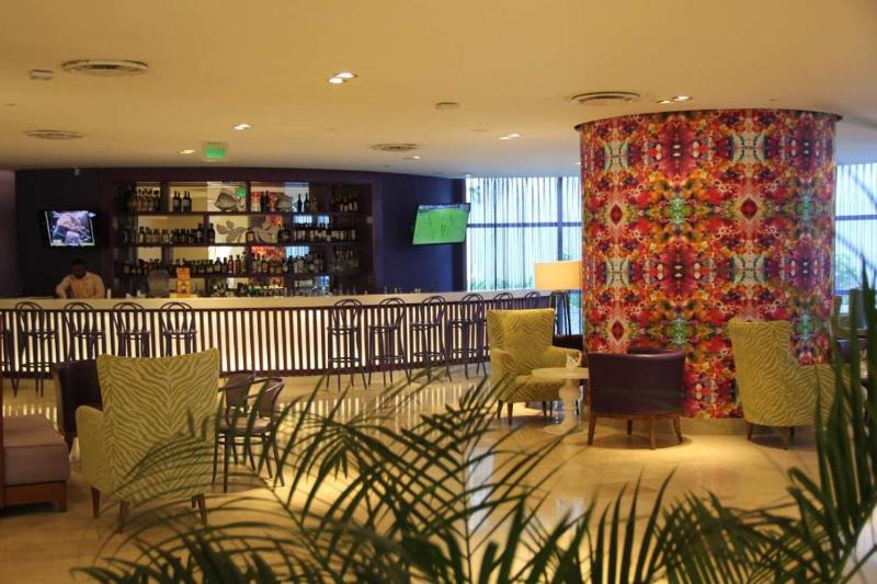 Beachfront Apartment at Radisson Hotel - image 14