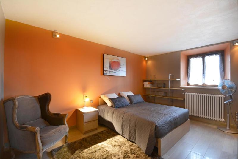 Vacation rental with pool and Jacuzzi close to Arles - sleeps 10 - image 17