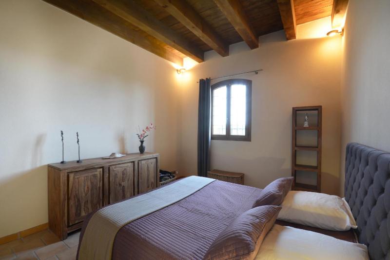 Vacation rental with pool and Jacuzzi close to Arles - sleeps 10 - image 31