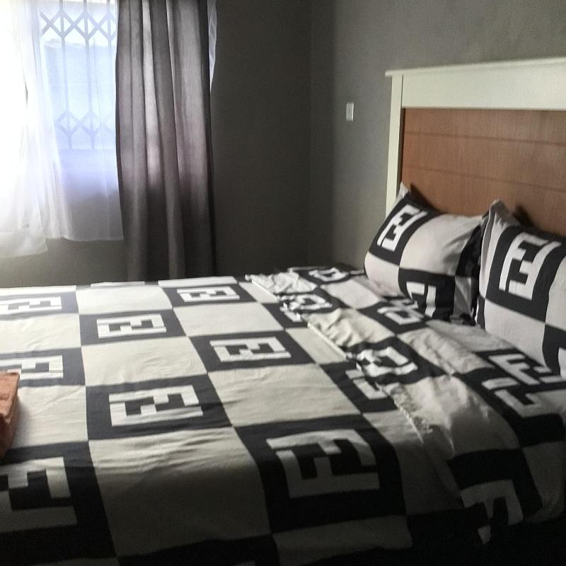 Salama Apartments - image 2