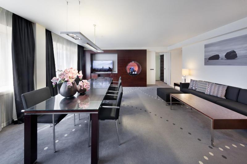 Suite image 3