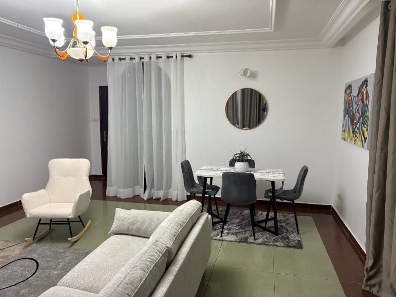 Luxury Apartment in Ominisport Yaoundé - Fast Wi-Fi - Secure - Long & Short Stays - image 12
