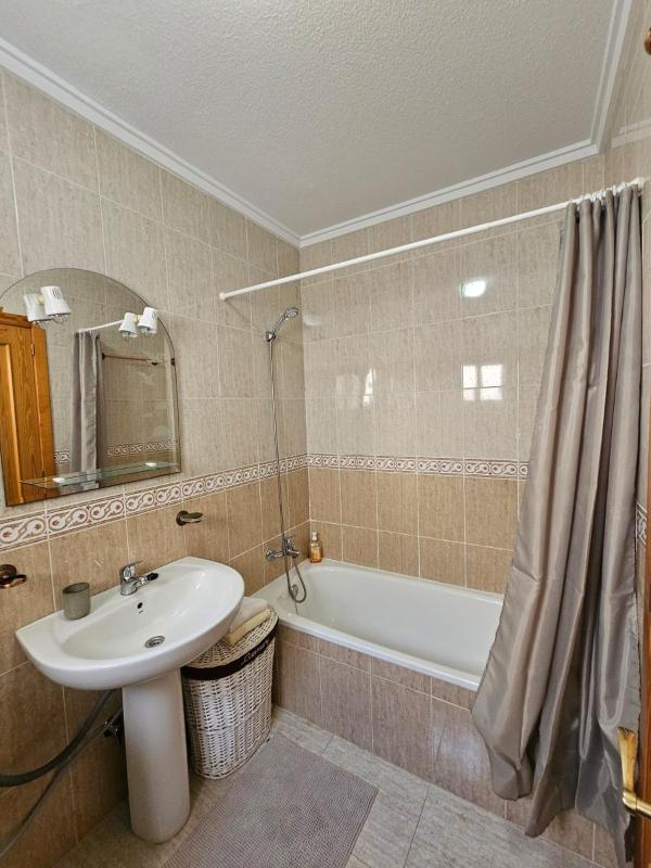 AL Gran Alacant 2BR Apartment with Pool - image 6