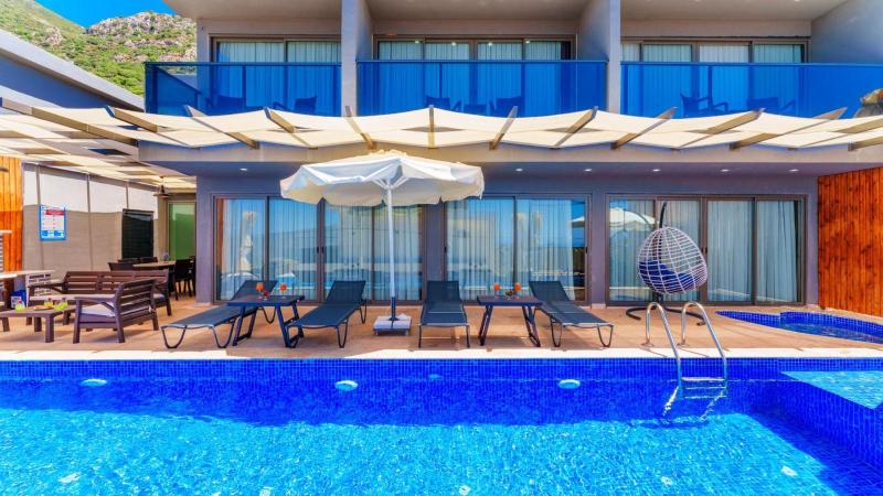 Luxury 5 bedroom villa with private pool and Jacuzzi - image 42