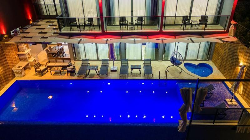 Luxury 5 bedroom villa with private pool and Jacuzzi - image 14