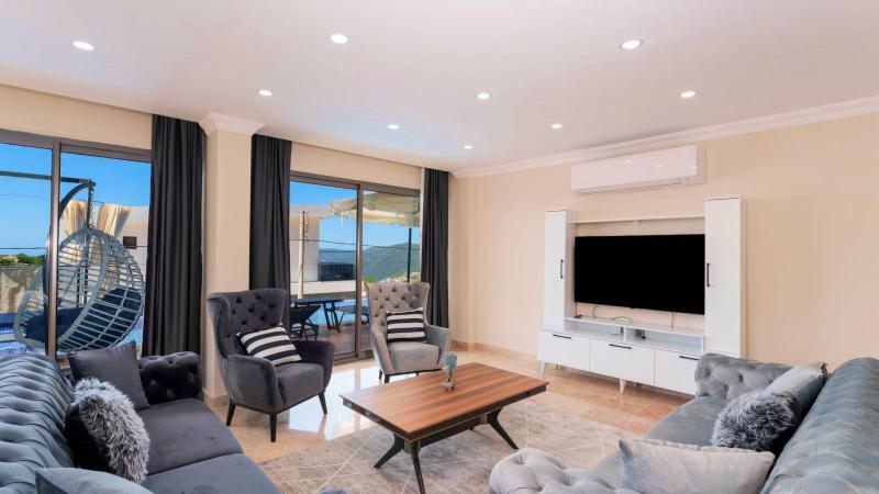 Luxury 5 bedroom villa with private pool and Jacuzzi - image 29
