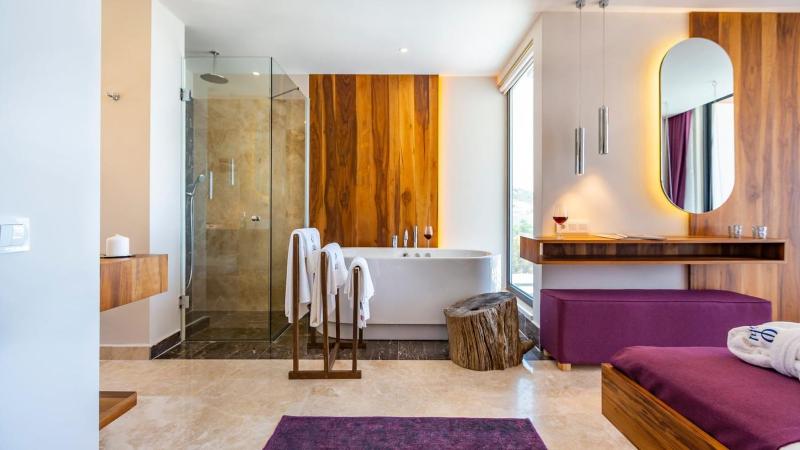 Kalkan 3 bedroom seaview villa with private Indoor and Outdoor Pool - image 16