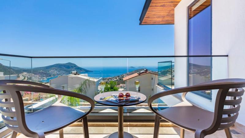 Kalkan 3 bedroom seaview villa with private Indoor and Outdoor Pool - image 9