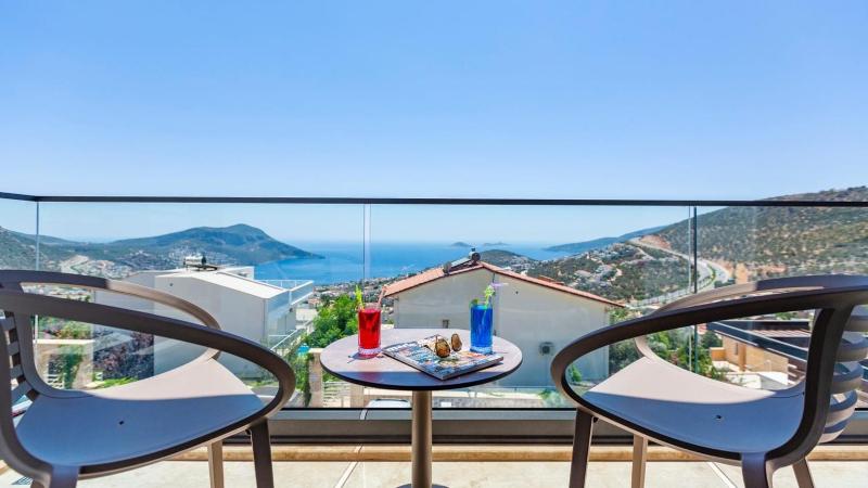 Kalkan 3 bedroom seaview villa with private Indoor and Outdoor Pool - image 24