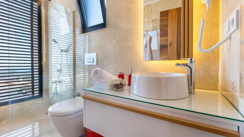 Kalkan 3 bedroom seaview villa with private Indoor and Outdoor Pool - image 37