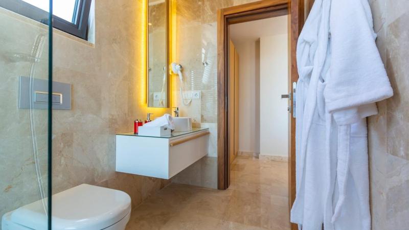 Kalkan 3 bedroom seaview villa with private Indoor and Outdoor Pool - image 48
