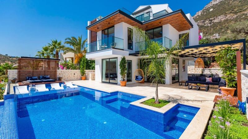 Kalkan 3 bedroom seaview villa with private Indoor and Outdoor Pool - image 4