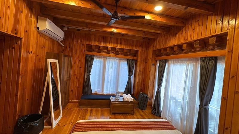 PumakhaPhochu service Apartment & Phuntshochoeling Village Homestay - image 9
