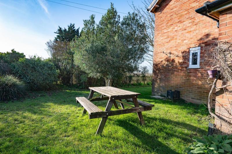 1 Hall Farm Cottage Aldeburgh - image 12