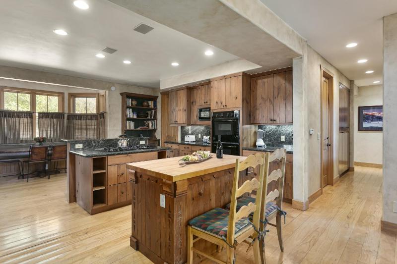 Thistle Drive Home at Deer Valley Resort - 4 Bedroom Home #3020 - image 20