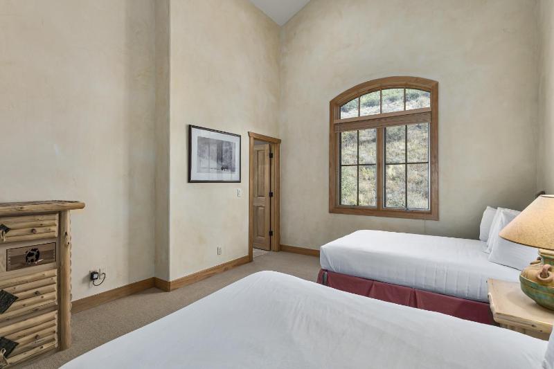 Thistle Drive Home at Deer Valley Resort - 4 Bedroom Home #3020 - image 44