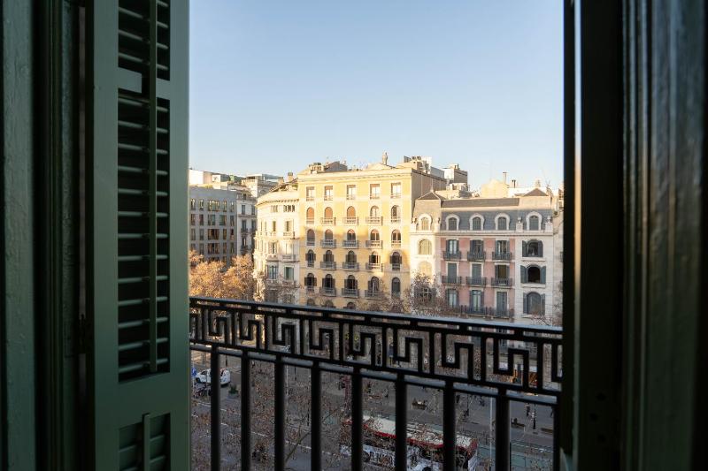 SibsBcn-Paseo de Gracia Luxury Exclusive Gaudí - image 14