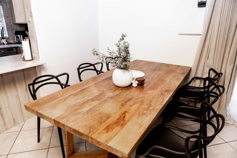 Coffee Bean Home - image 14
